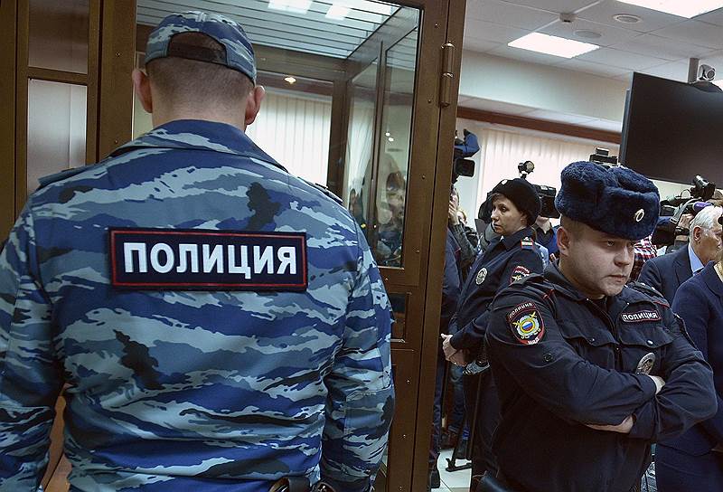 Суд приговорил к семи годам заключения фигуранта дела о госизмене в ФСБ