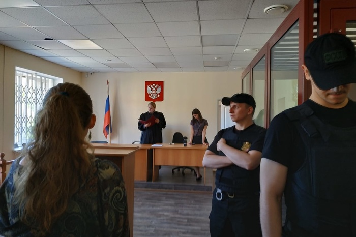 Суд в Екатеринбурге оштрафовал обвиняемую в организации акции против строительства храма
