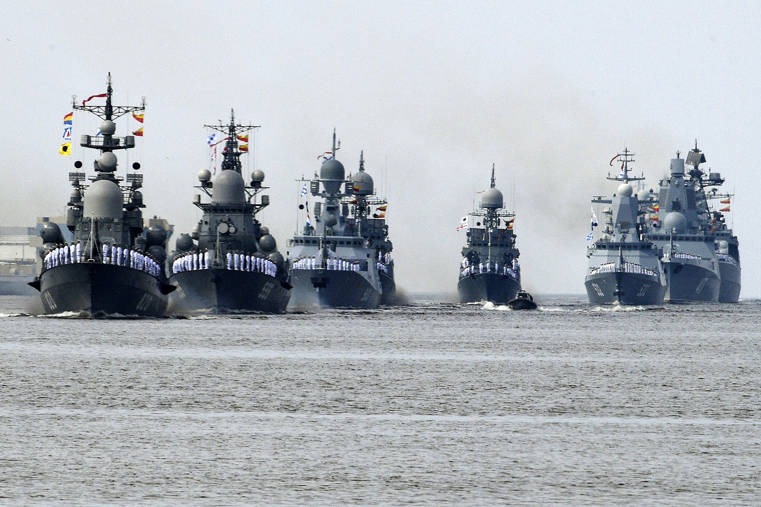 Черноморский флот ответил на обвинения Украины о заходе корабля в зону учений