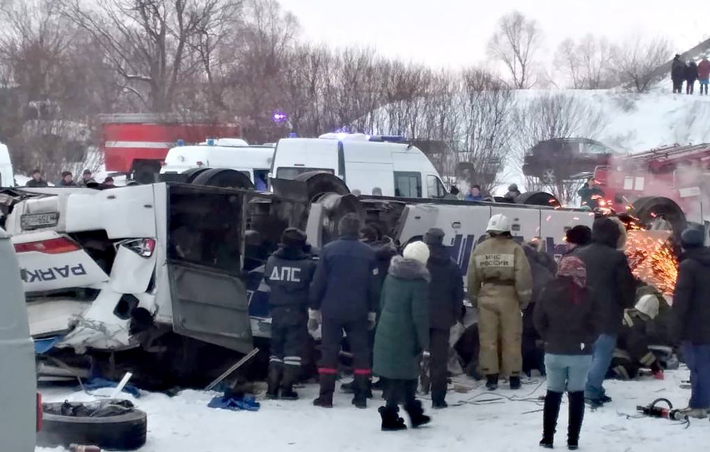 В Забайкальском крае объявлен траур по погибшим в аварии в Сретенском районе.